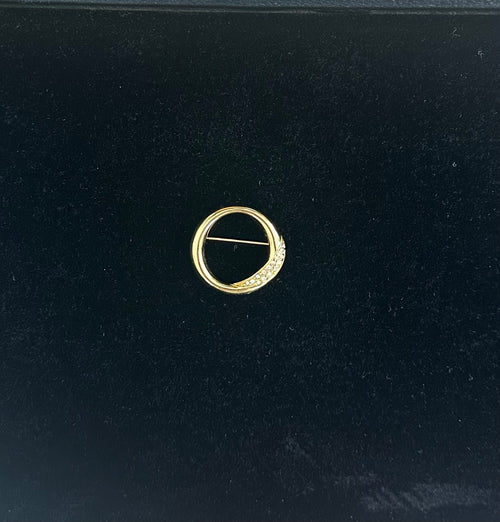 Costume Pin with crystals   -   Upcycled