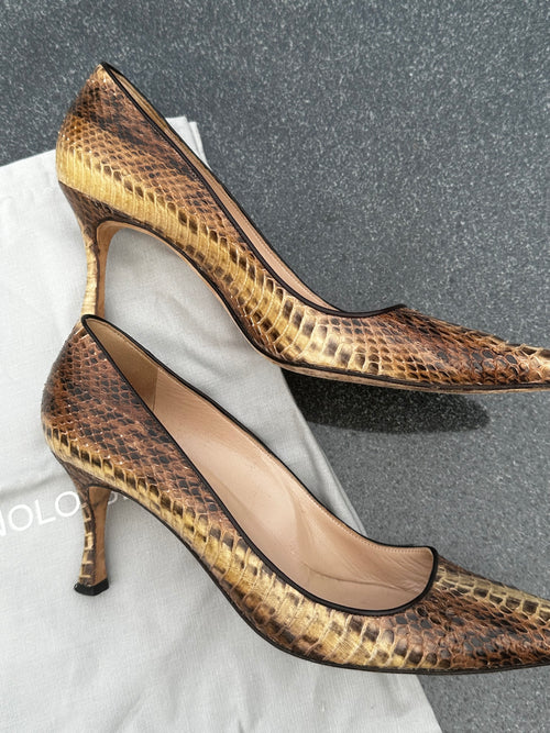 Manolo Blahnik Pumps