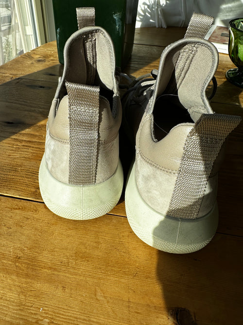 Upcycled Ecco Sneakers SZ 7