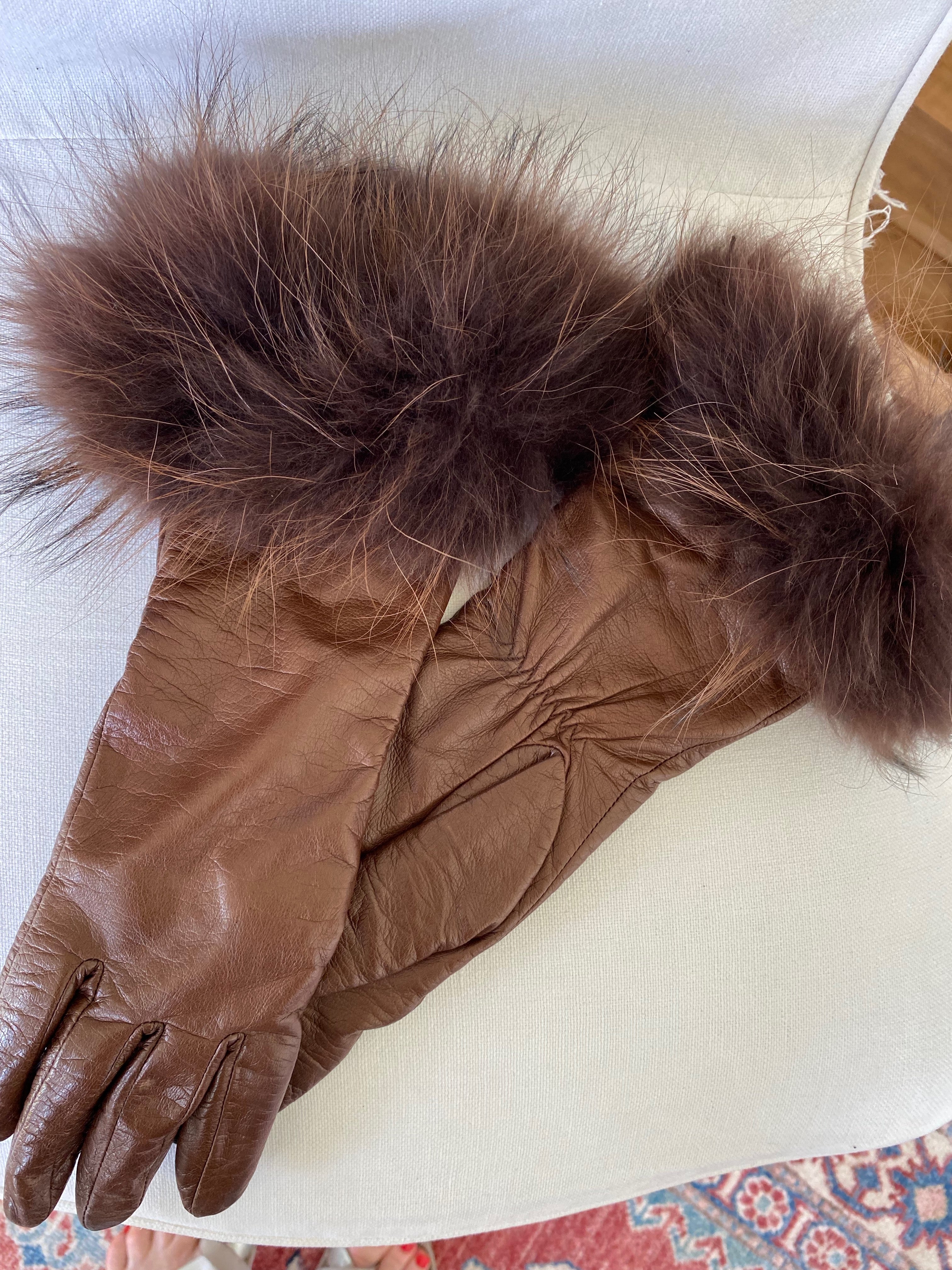 Upcycled - Italian Leather Gloves with Fur Cuff
